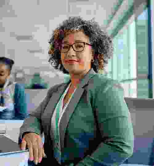 home03 - Filler with icons - img-03